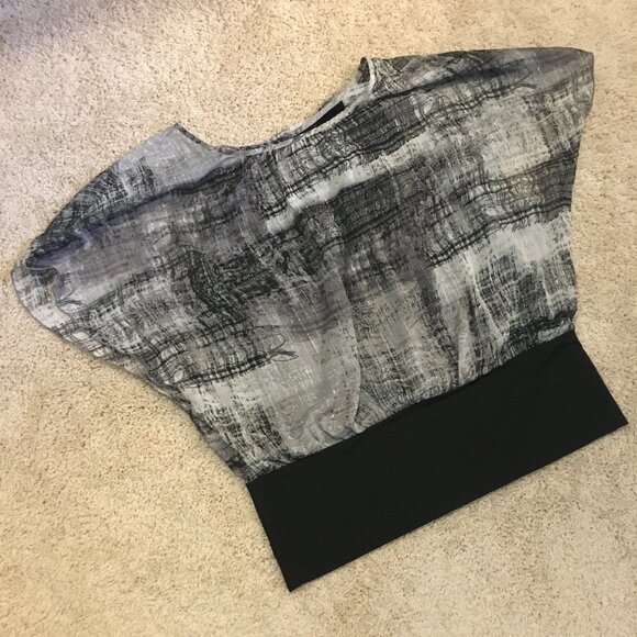 Ispiri Abstract Print 2 in 1 Flutter Sleeve & Tank Top - Picture 12 of 16